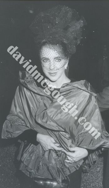 Elizabeth Taylor 1989, LA 1..jpg